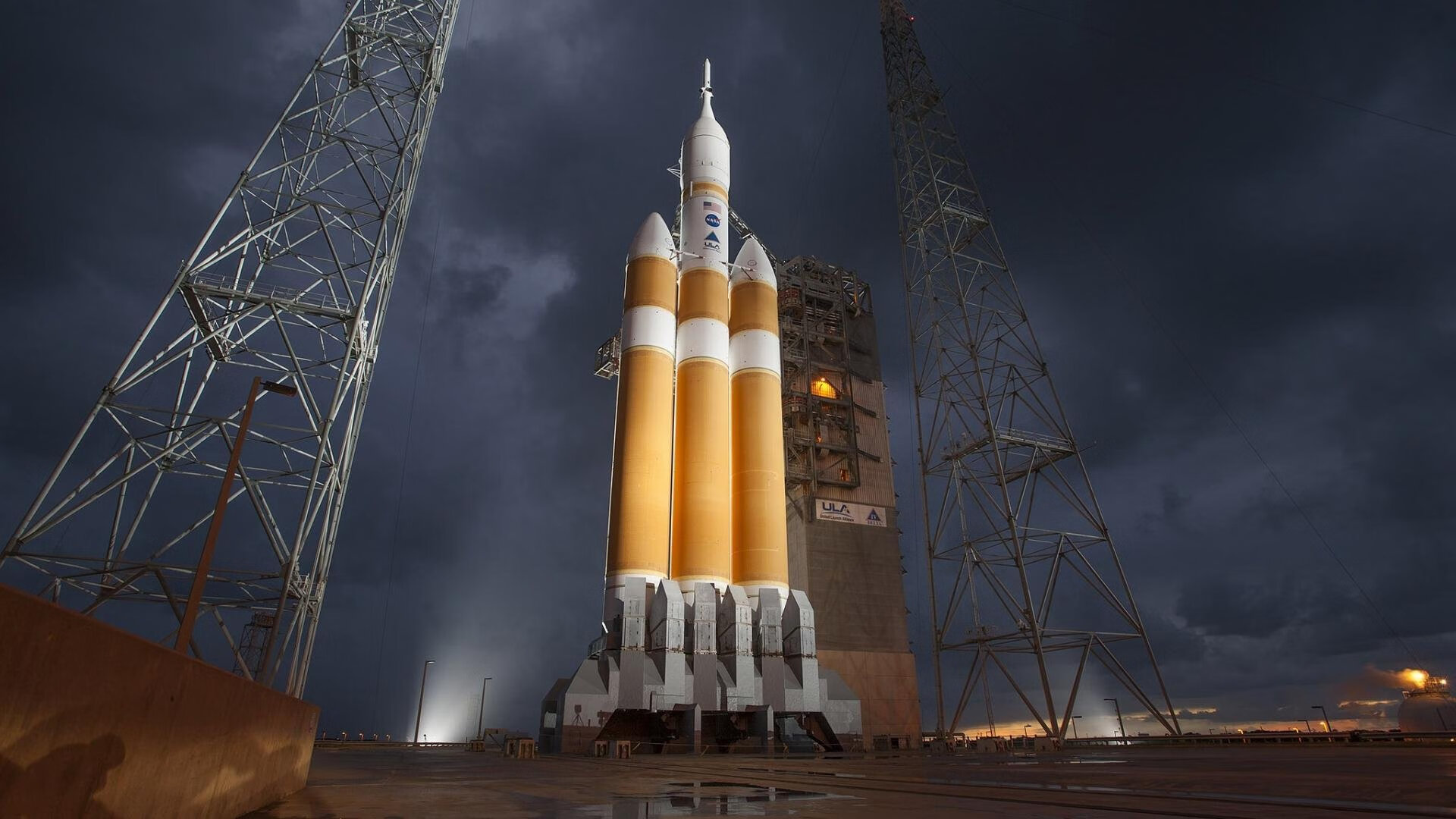 fb体育平台安全-_全民趣味轮滑赛：潮流运动风尚开启_，轮滑节目