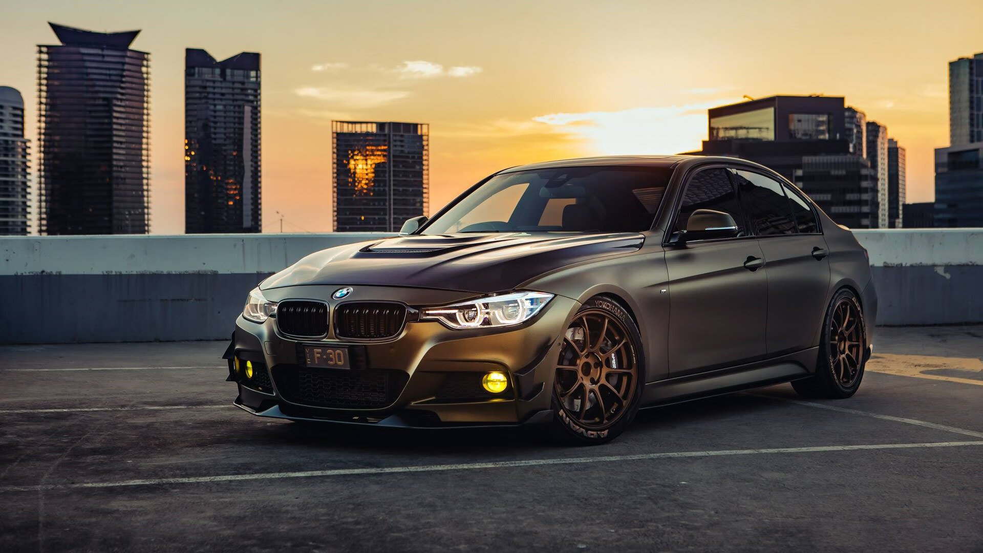 “足球公益赛事火爆，广泛带动全民健身热潮”，足球公益项目简介