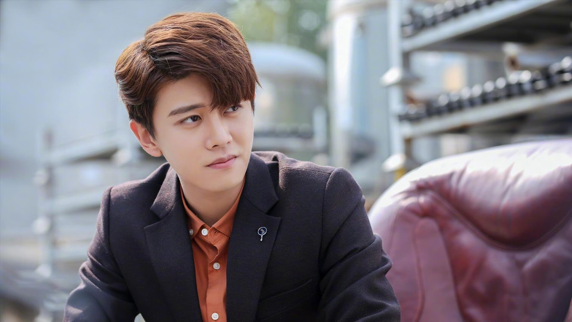 中国足球裁判队伍国际交流合作不断深化，判罚水平逐步接轨国际标准