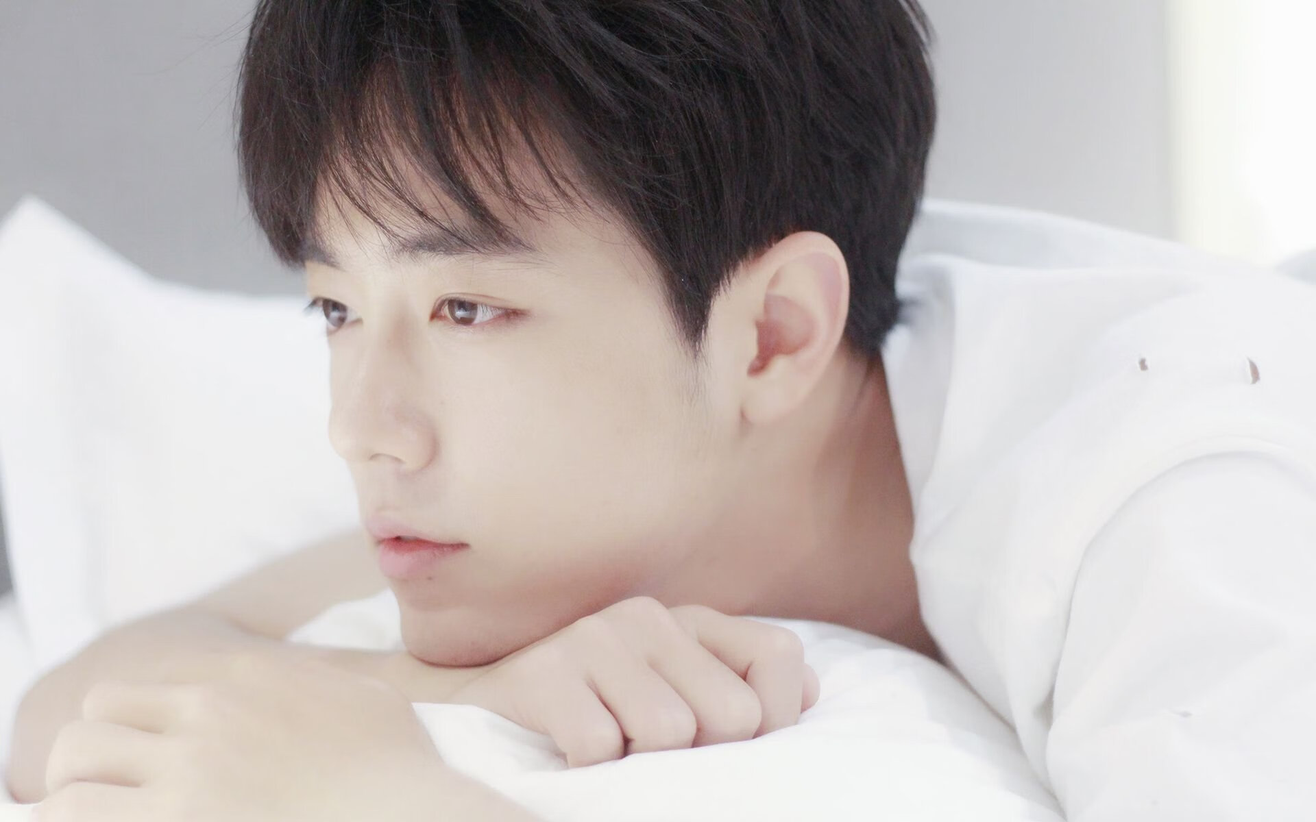 布朗、蒂格和塔图姆领衔的凯尔特人目标夺冠，凯尔特人布朗打什么位置