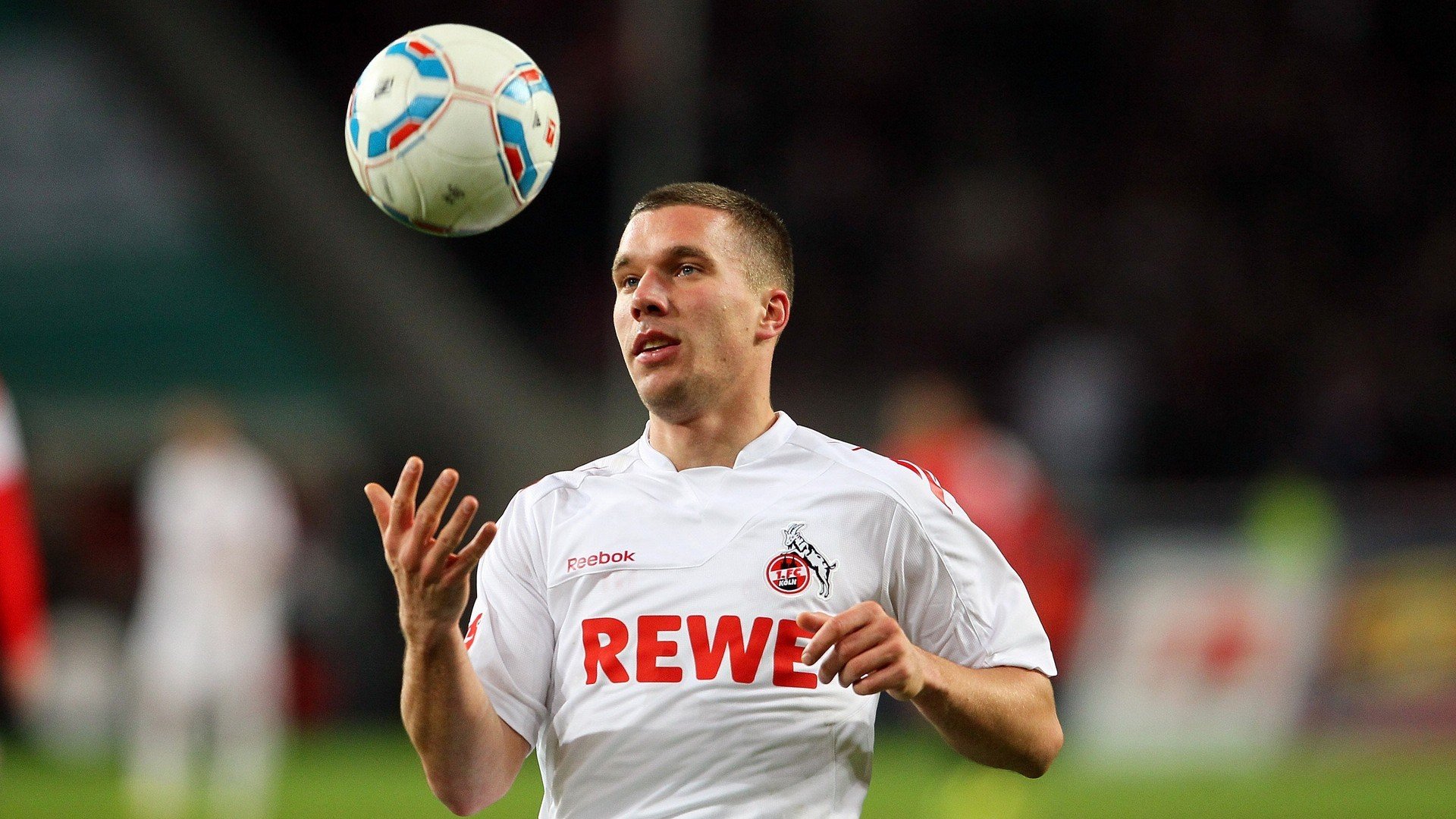 诺尔·维茨在七项全能中获得铜牌，诺维茨基组合