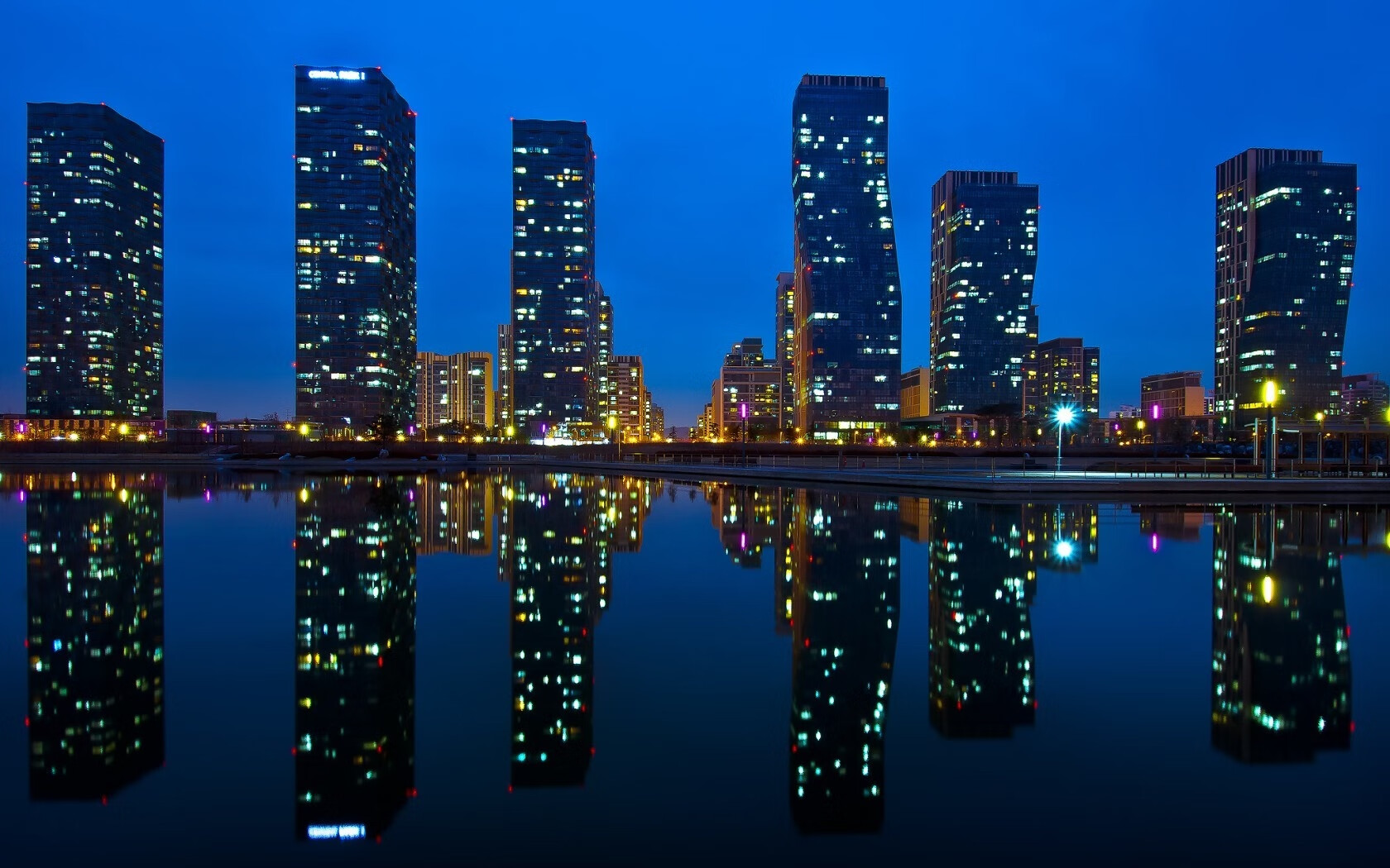 切尔西防守反击战术效果显著，切尔西战术打法